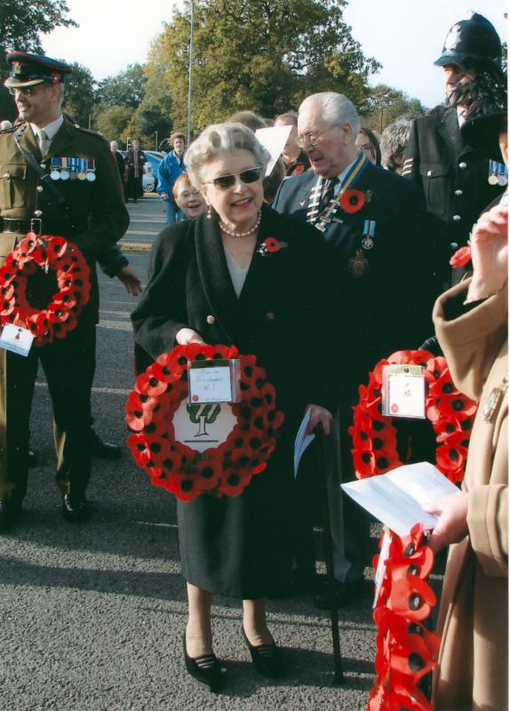 Odette Calvert, Armistice day, Sandhurst, GB, Sandhurst England.jpg - Odette Calvert, Armistice day, Sandhurst, GB